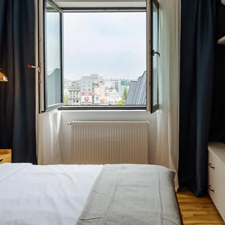 Sunny 2Br Flat - Top Location - Amazing Balcony Bucharest Exterior photo