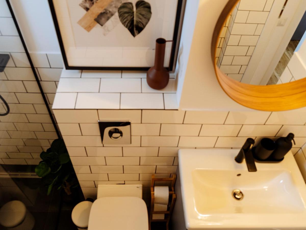 Apartment Sunny 2br Flat - Location - Amazing Balcony *