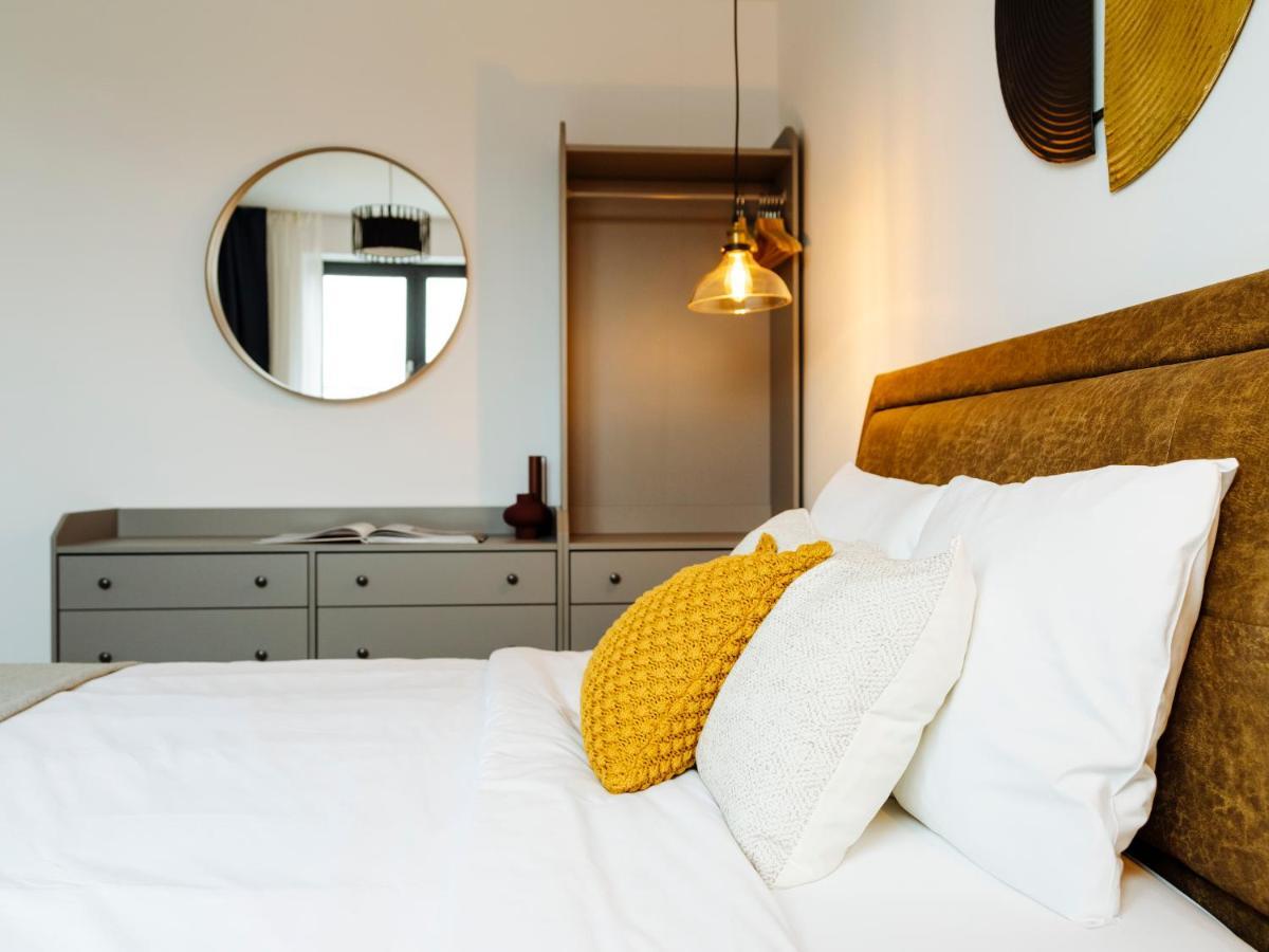 Sunny 2br Flat - Location - Amazing Balcony