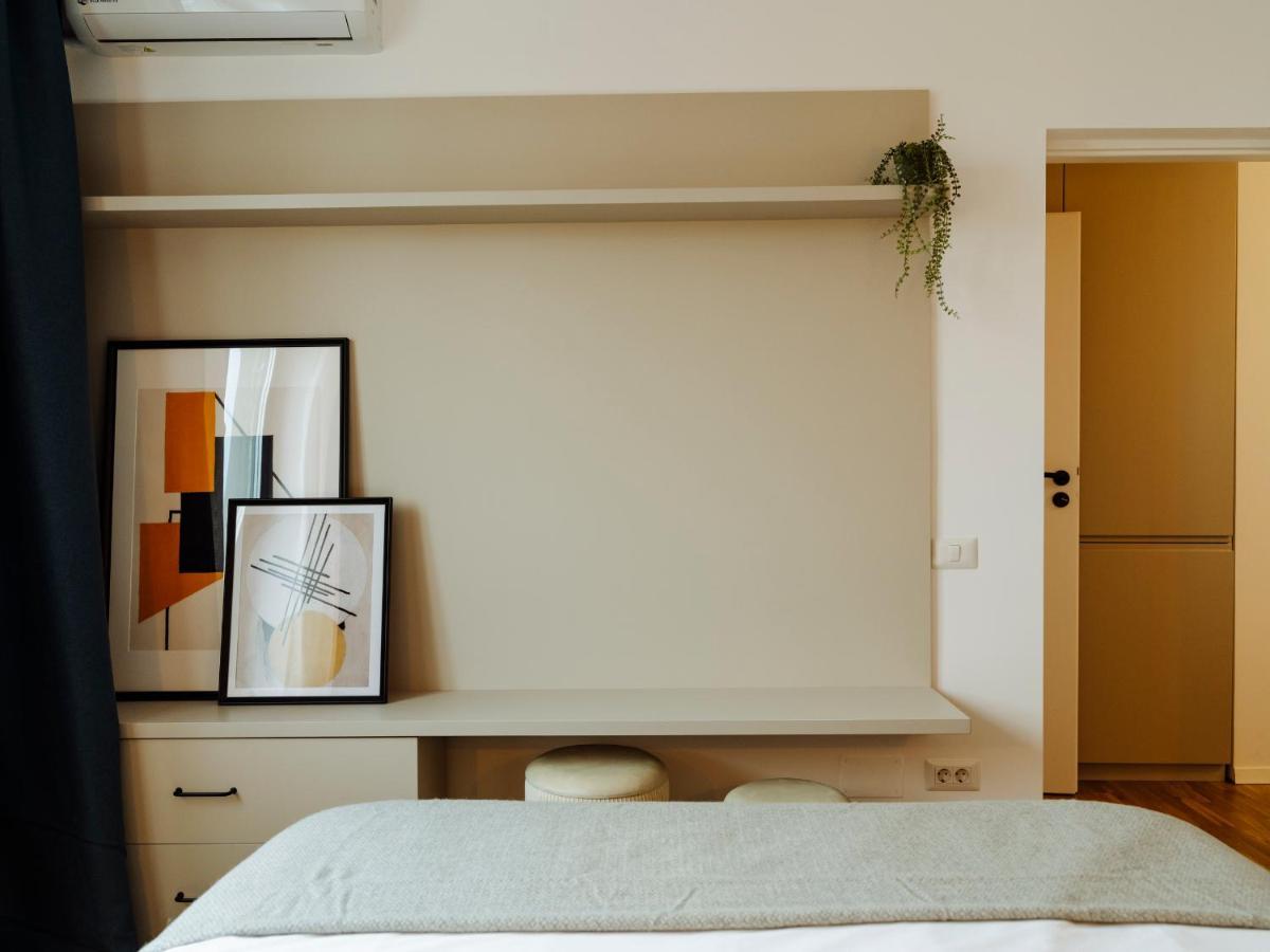 Sunny 2br Flat - Location - Amazing Balcony Apartment *